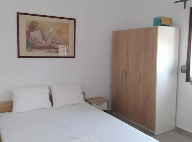 Apartamento Pefkonas 100 M From The *